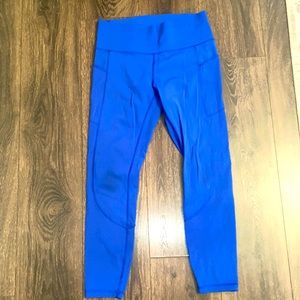 Blue Lululemon leggings with pockets